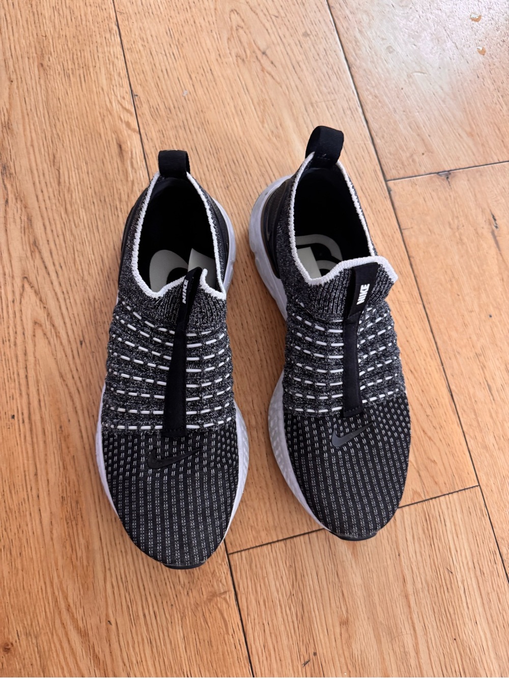 Nike React Phantom Run Flyknit 2 Shoes Black White Oreo
